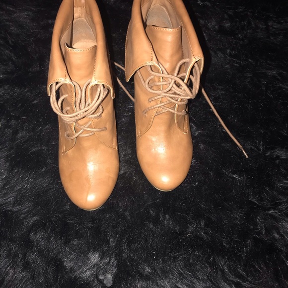 Boots - Picture 2 of 2